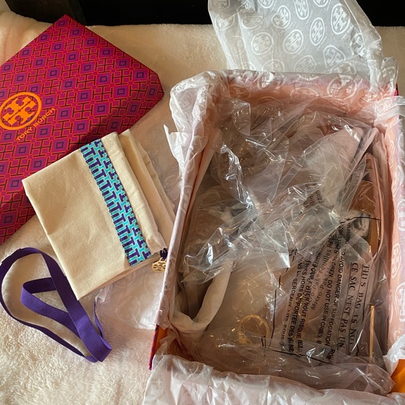 Tory Burch GIGI Wedge Pumps - Picture 7 of 7